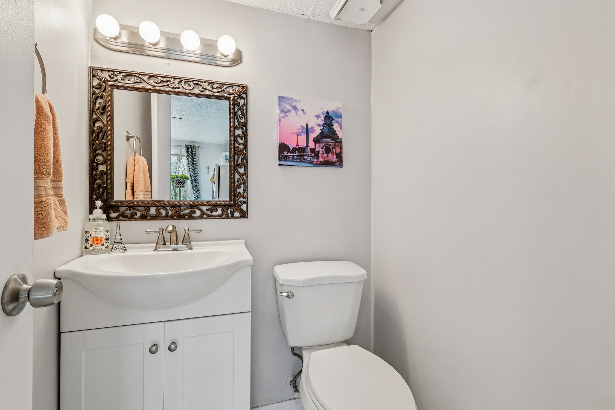 James B Dr-S1604-042.jpg