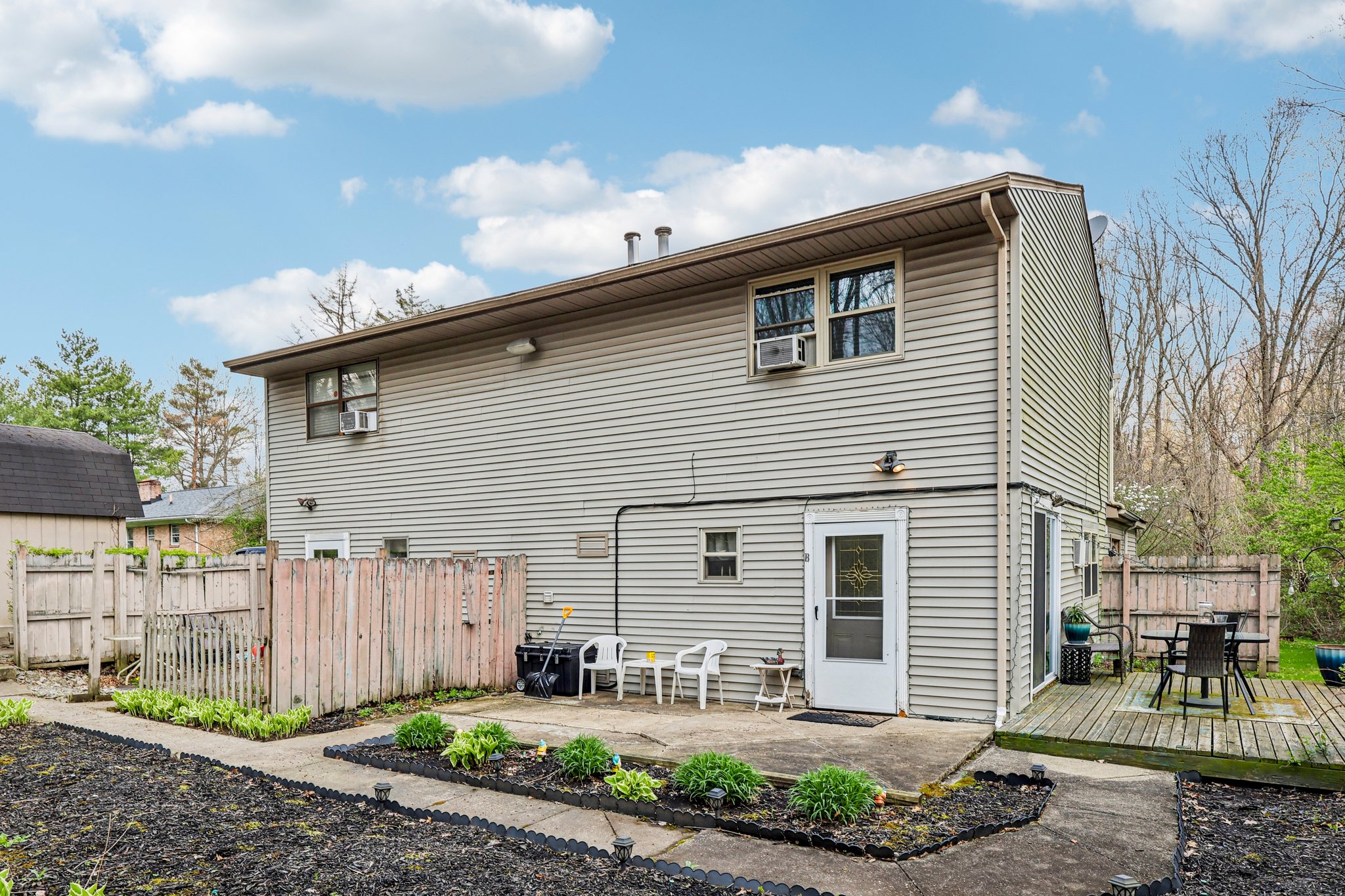 James B Dr-S1604-063.jpg