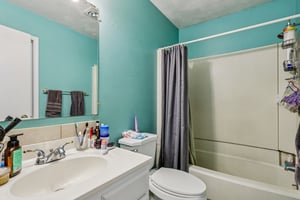 James B Dr-S1604-034.jpg