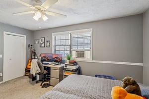 James B Dr-S1604-052.jpg