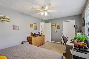 James B Dr-S1604-053.jpg