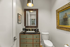 Petite Wash Room