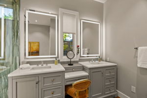  Photo 36