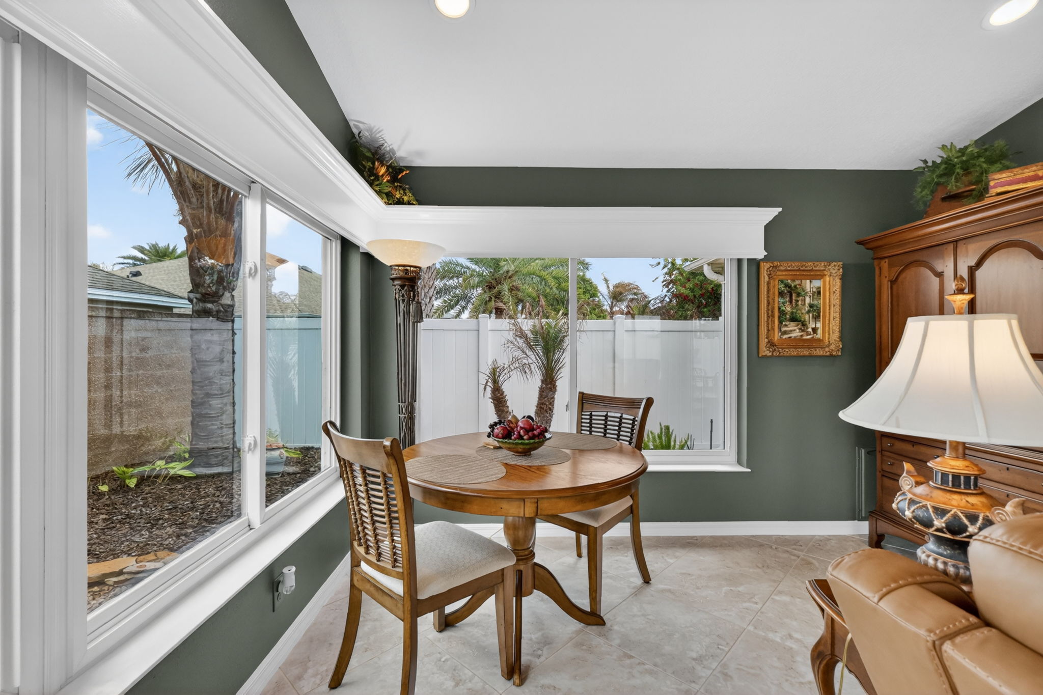 Expansive 19' x 18' Florida Room