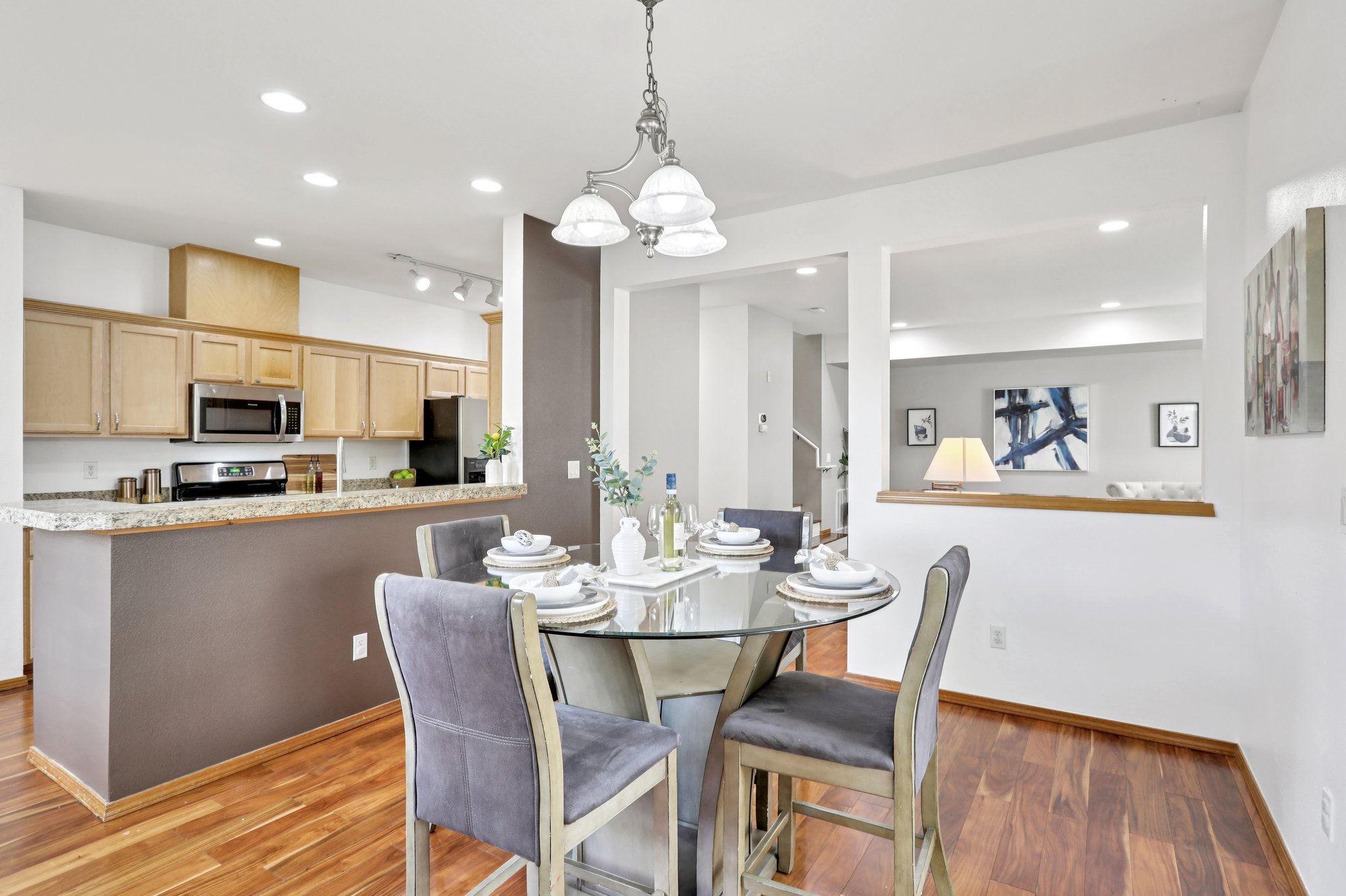 108th Ln-S1804-012.jpg