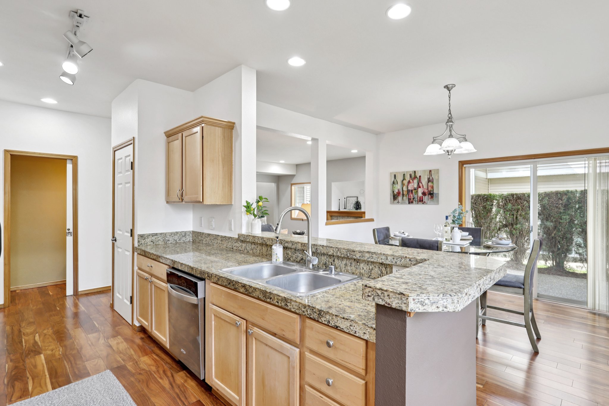 108th Ln-S1804-015.jpg