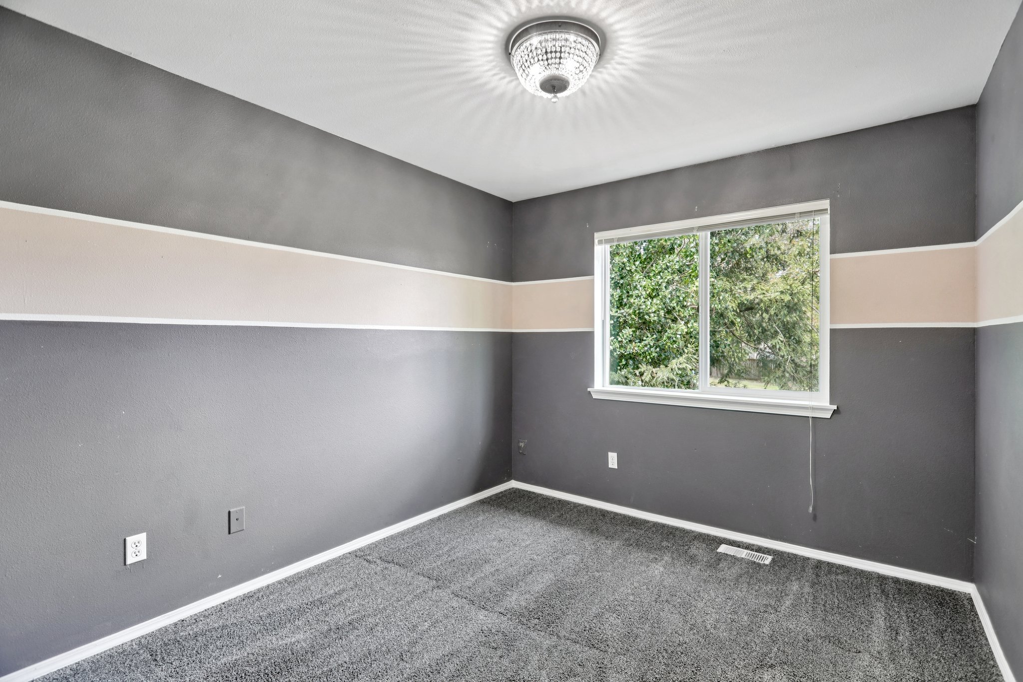 108th Ln-S1804-027.jpg