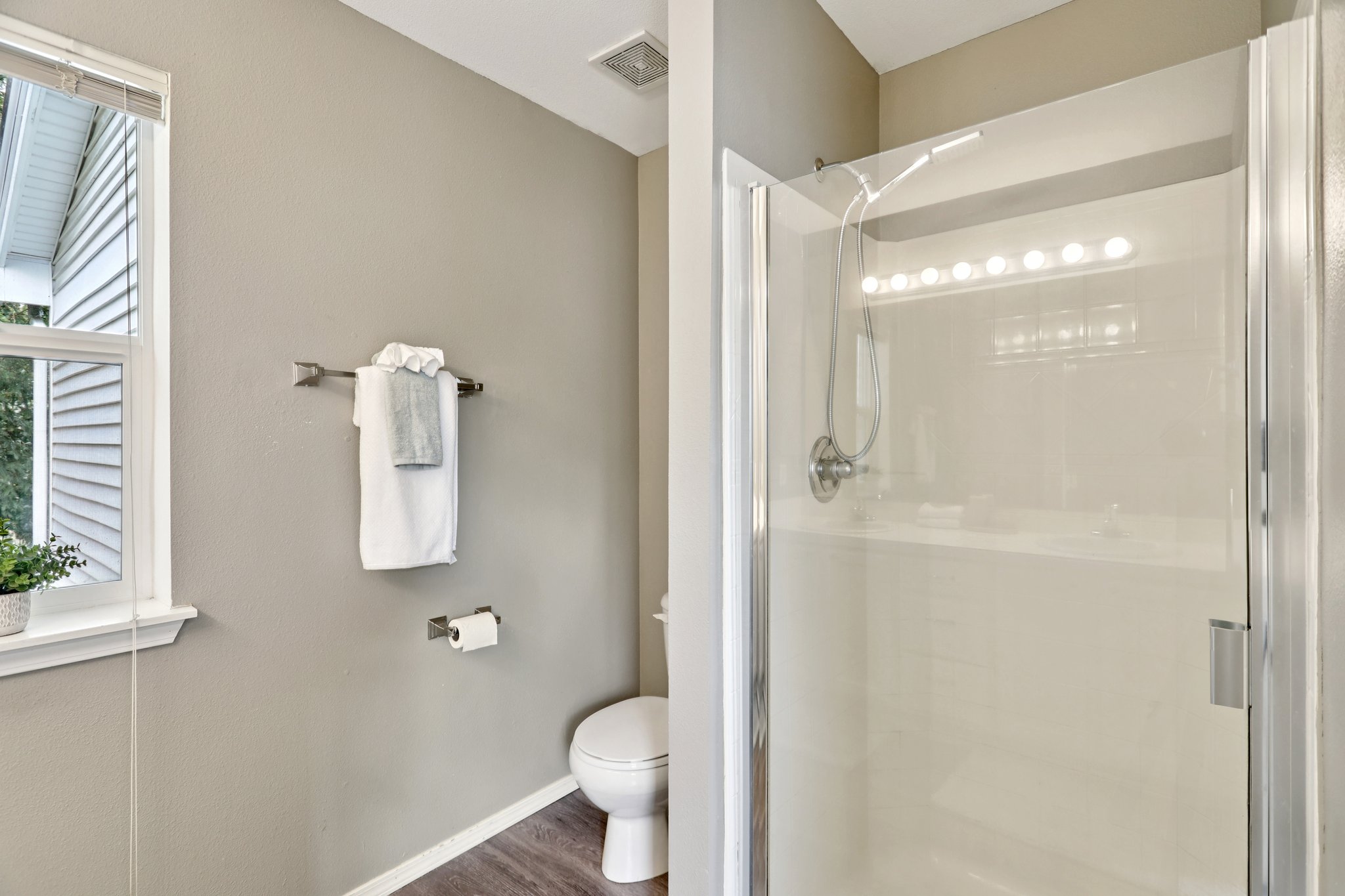 108th Ln-S1804-032.jpg