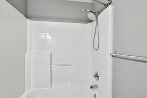 108th Ln-S1804-023.jpg