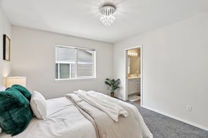 108th Ln-S1804-030.jpg