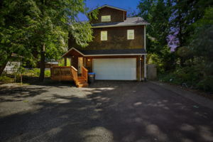  Photo 0