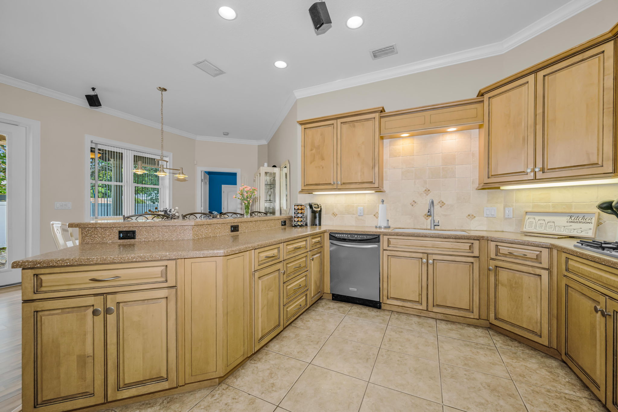 Kitchen 2