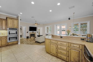 Kitchen 4