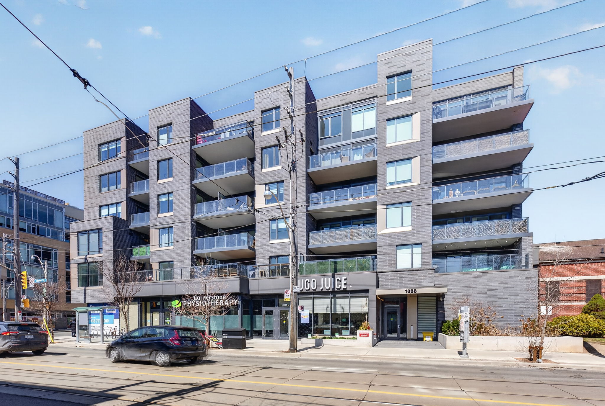 1888 Queen St E Toronto, ON M4L 1H3