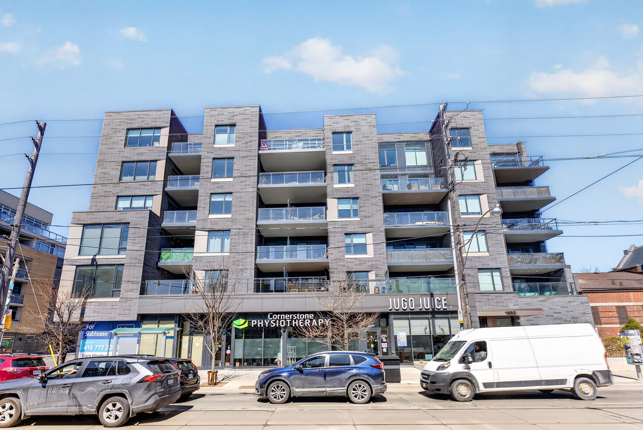 1888 Queen St E Toronto, ON M4L 1H3