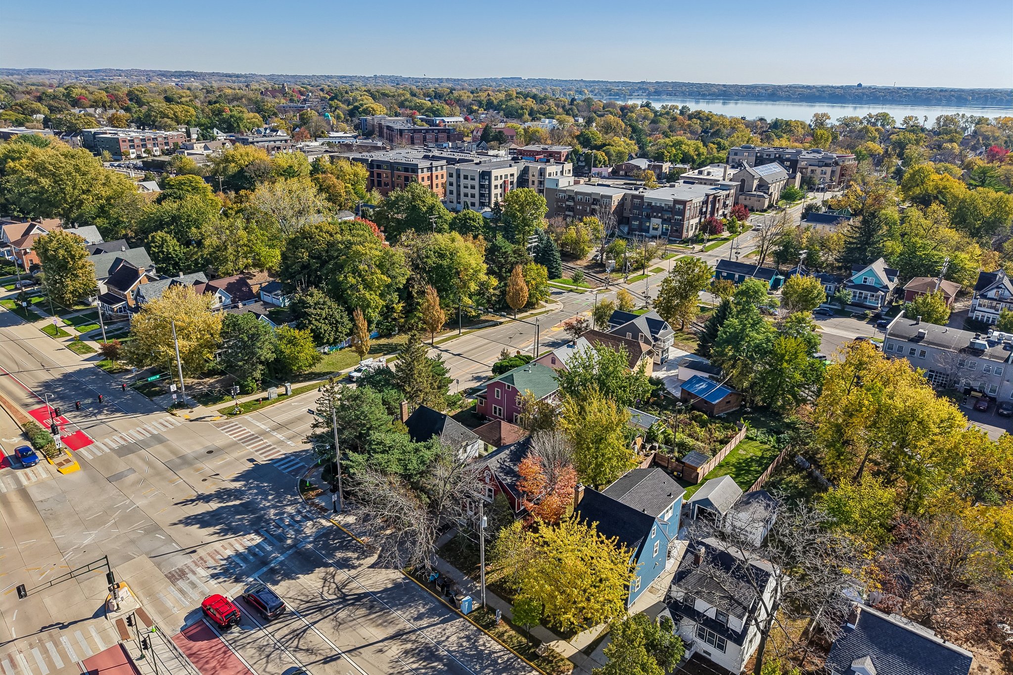 E Washington Ave-S2210-046.jpg