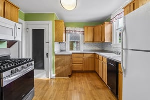 E Washington Ave-S2210-017.jpg