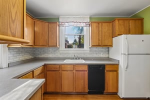 E Washington Ave-S2210-019.jpg