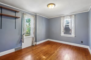 E Washington Ave-S2210-021.jpg