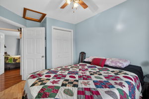  Photo 41