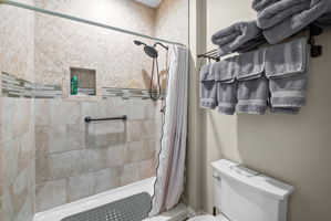 Photo 41