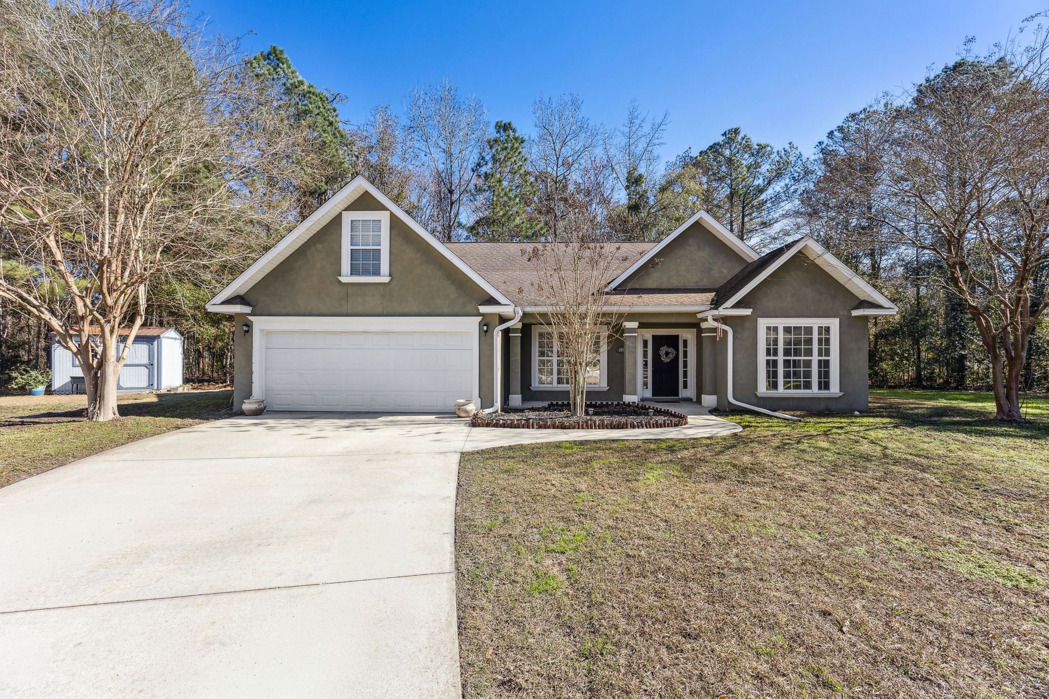 Welcome to 189 Hardwood Forest Dr