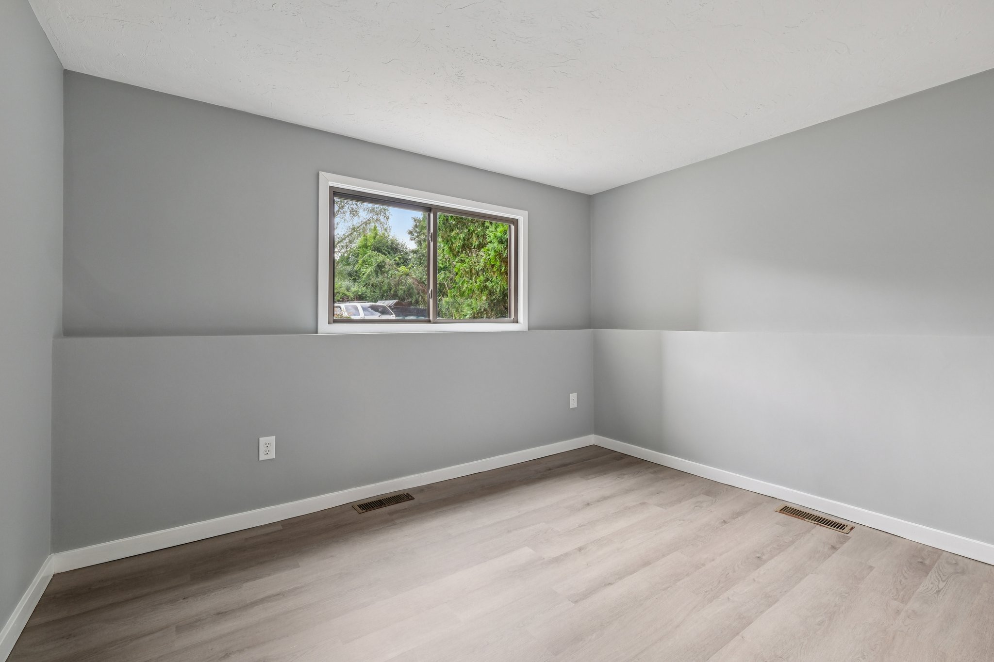 Littleton Rd 32-S0207-013.jpg
