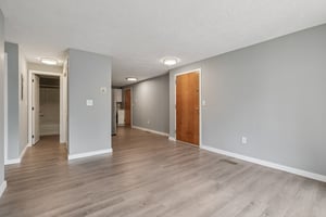 Littleton Rd 32-S0207-008.jpg