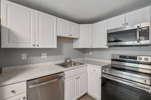 Littleton Rd 32-S0207-010.jpg
