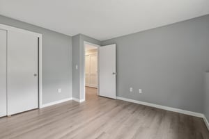 Littleton Rd 32-S0207-015.jpg