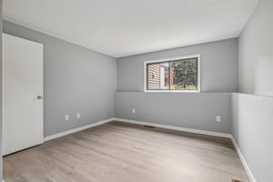 Littleton Rd 32-S0207-016.jpg