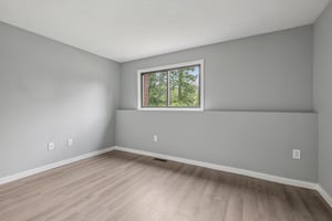 Littleton Rd 32-S0207-018.jpg