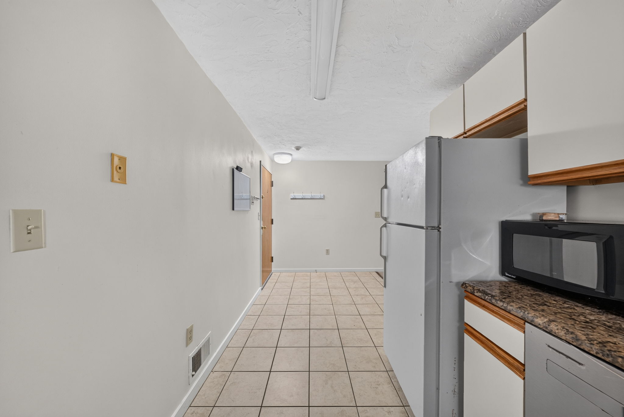 189 Littleton Rd unit 15, Chelmsford, MA 01824, USA Photo 14