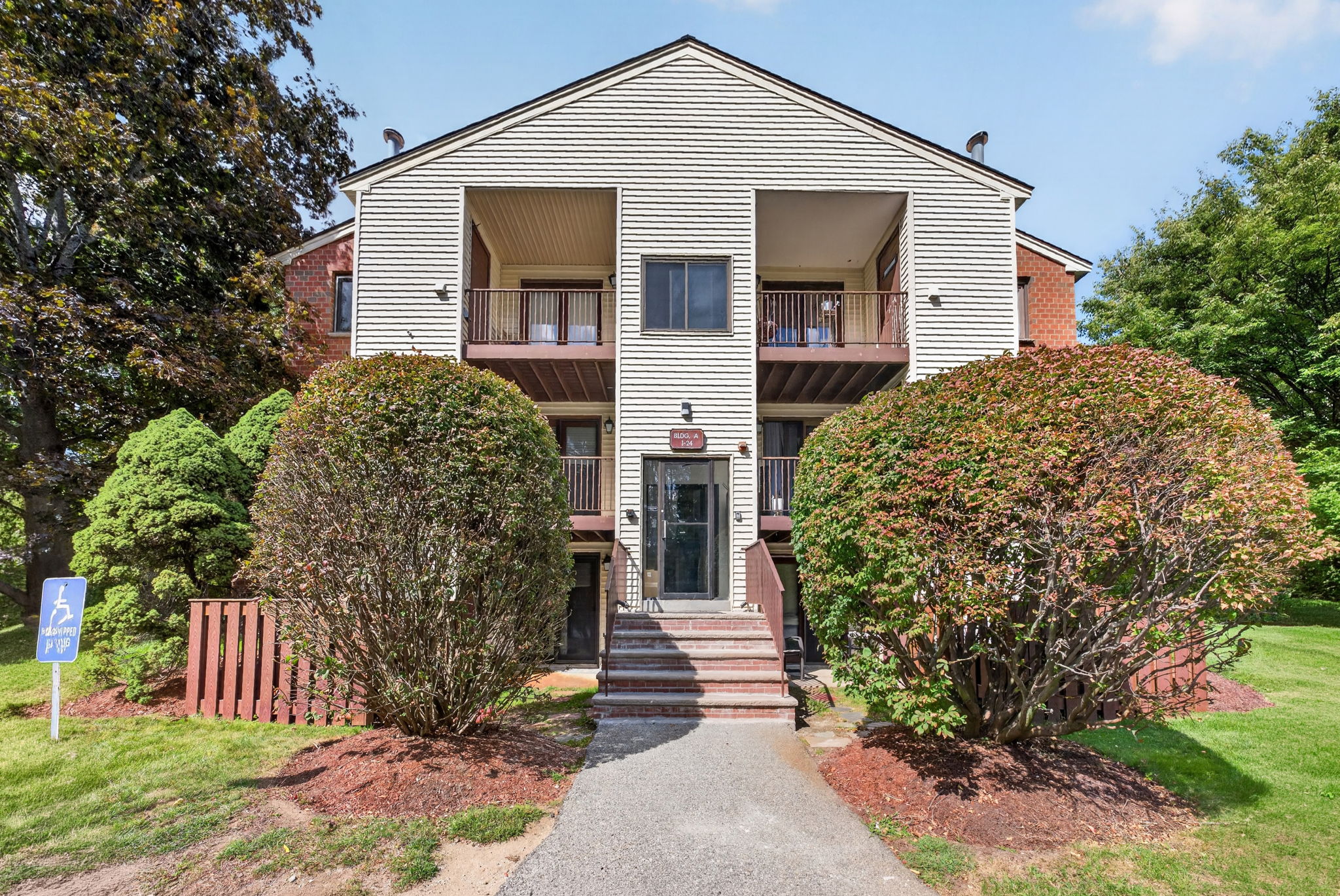 189 Littleton Rd unit 15, Chelmsford, MA 01824, USA Photo 35