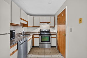 189 Littleton Rd unit 15, Chelmsford, MA 01824, USA Photo 11