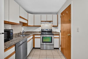 189 Littleton Rd unit 15, Chelmsford, MA 01824, USA Photo 30