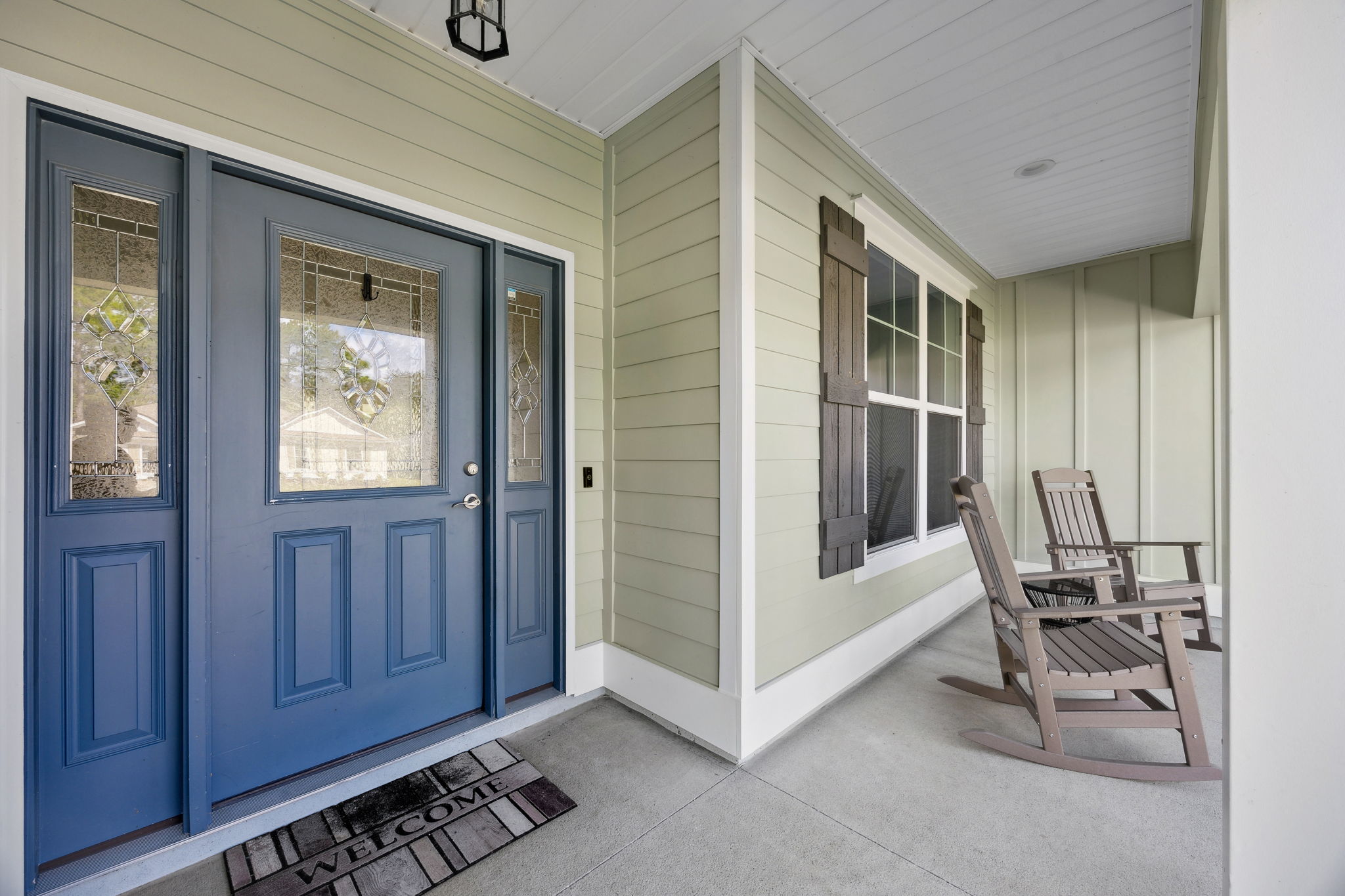 Front Entry Detail