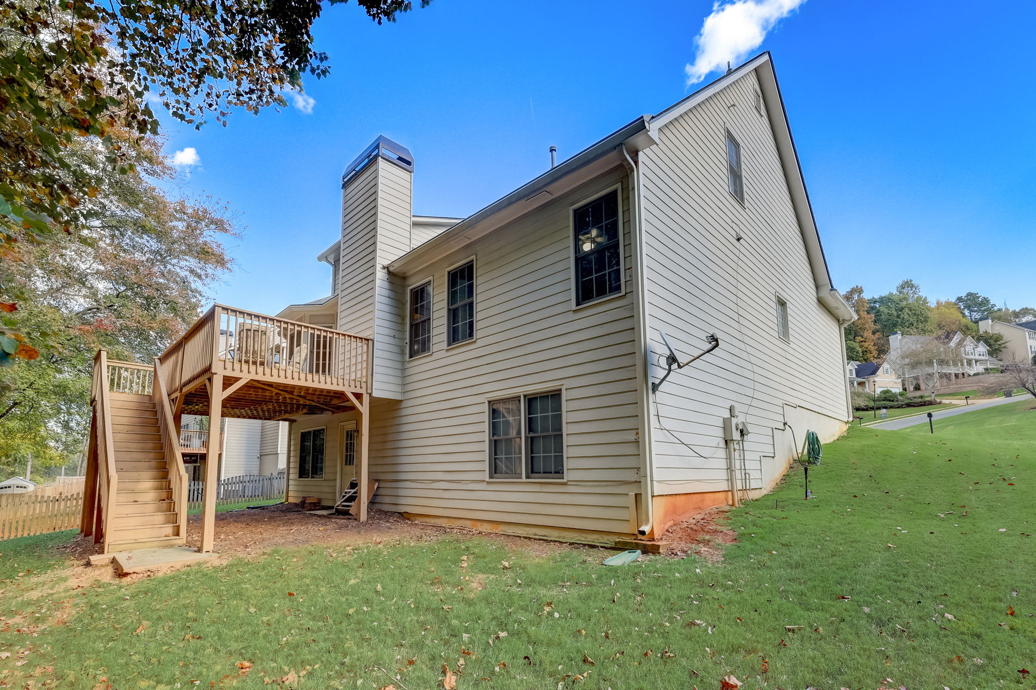 Valleyside Dr-046