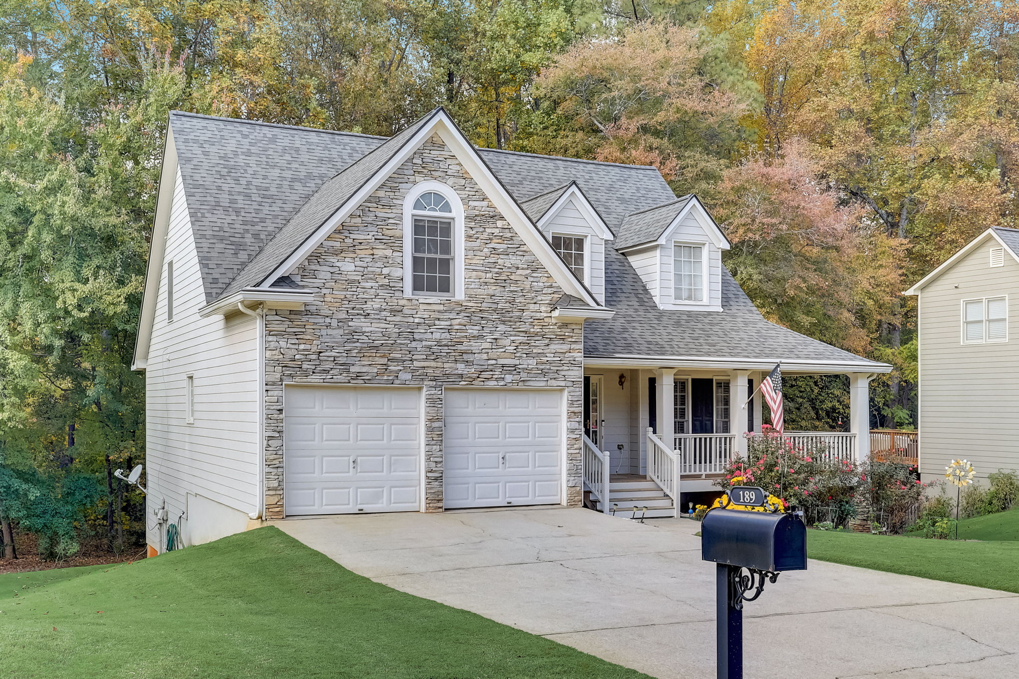Valleyside Dr-003