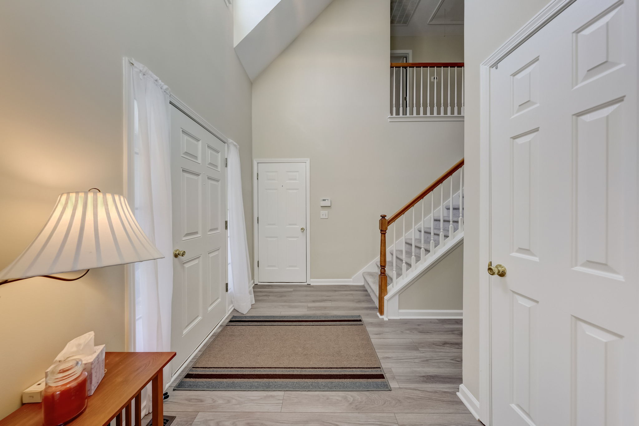 Valleyside Dr-006