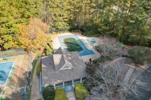 Valleyside Dr-070