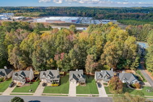 Valleyside Dr-059