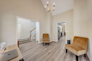 Valleyside Dr-009