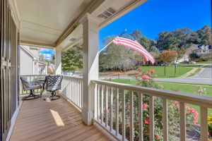Valleyside Dr-043