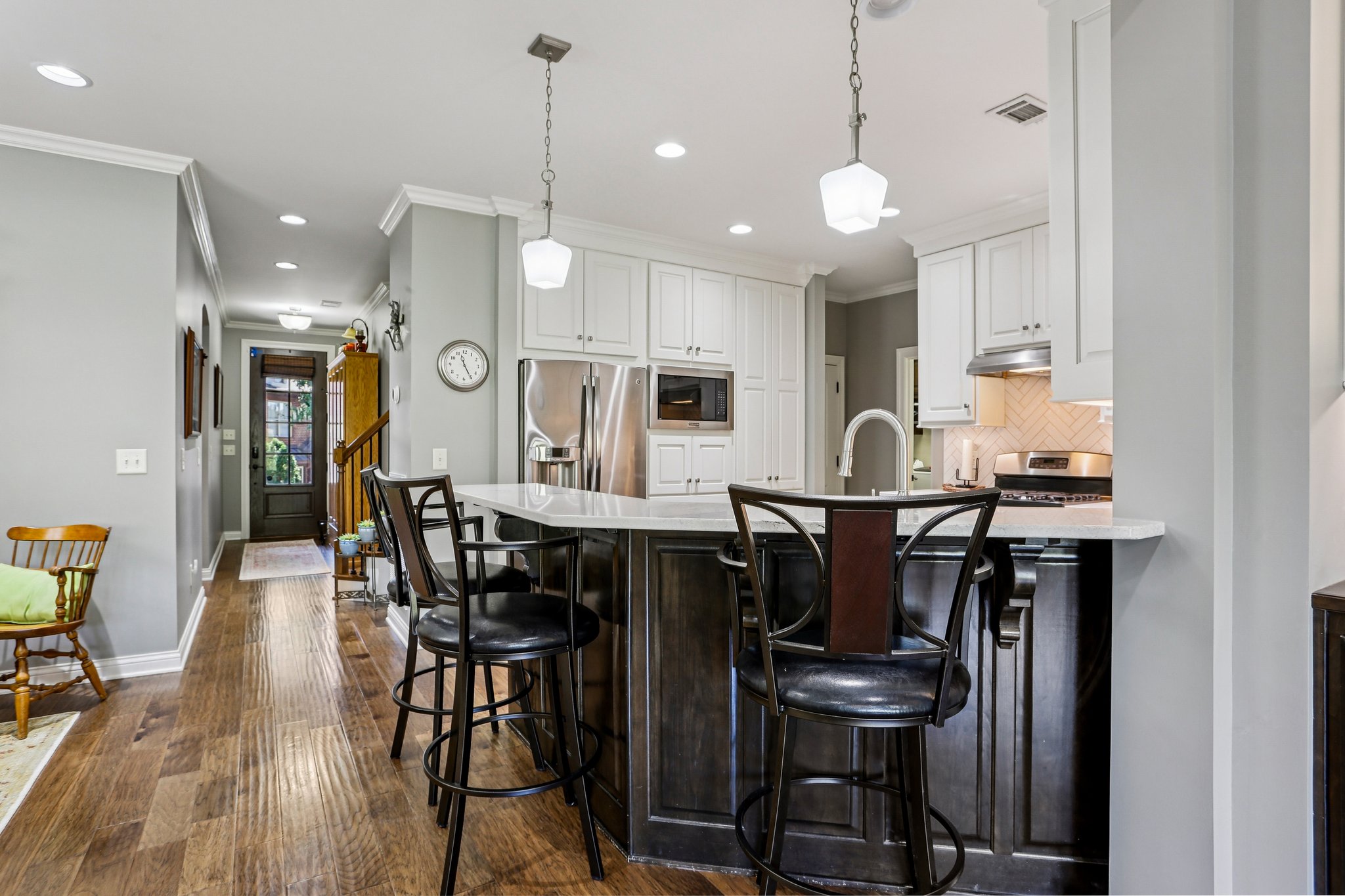 Village Cir-S2808-028.jpg