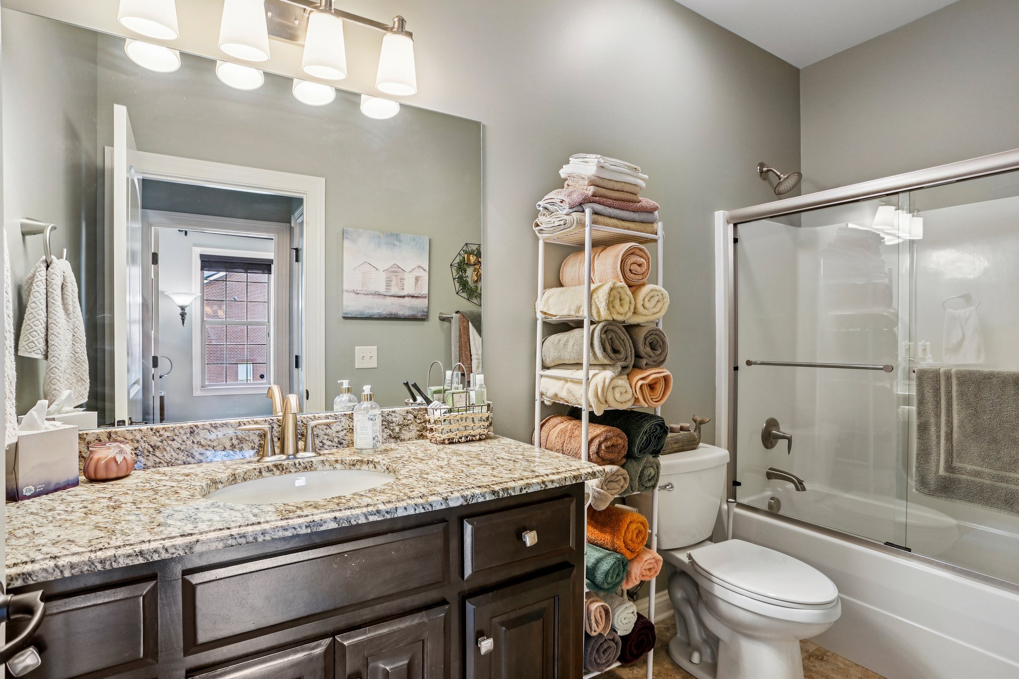 Village Cir-S2808-029.jpg