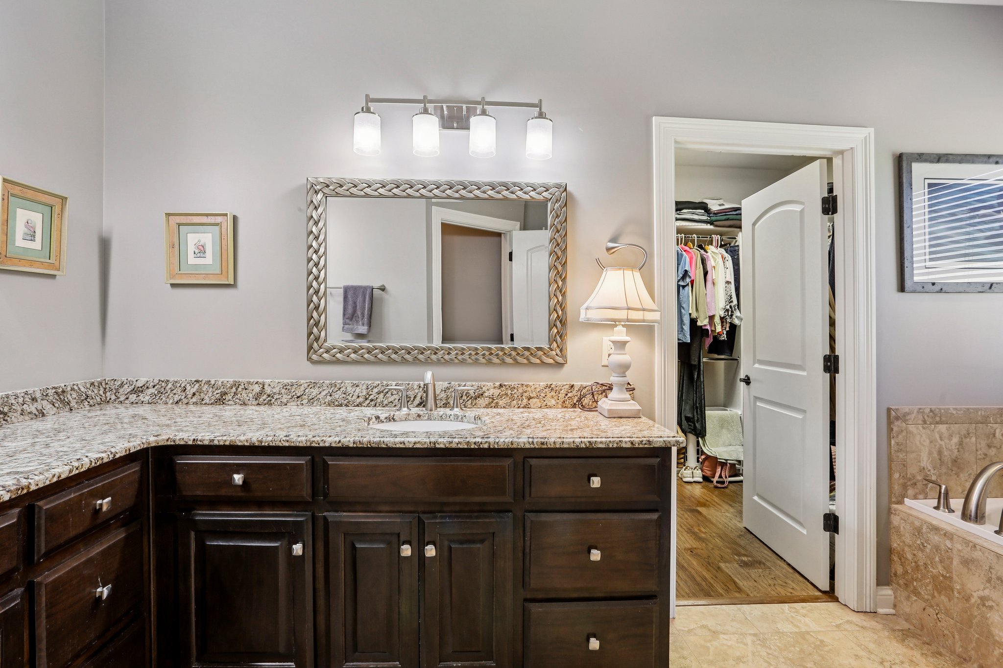 Village Cir-S2808-037.jpg