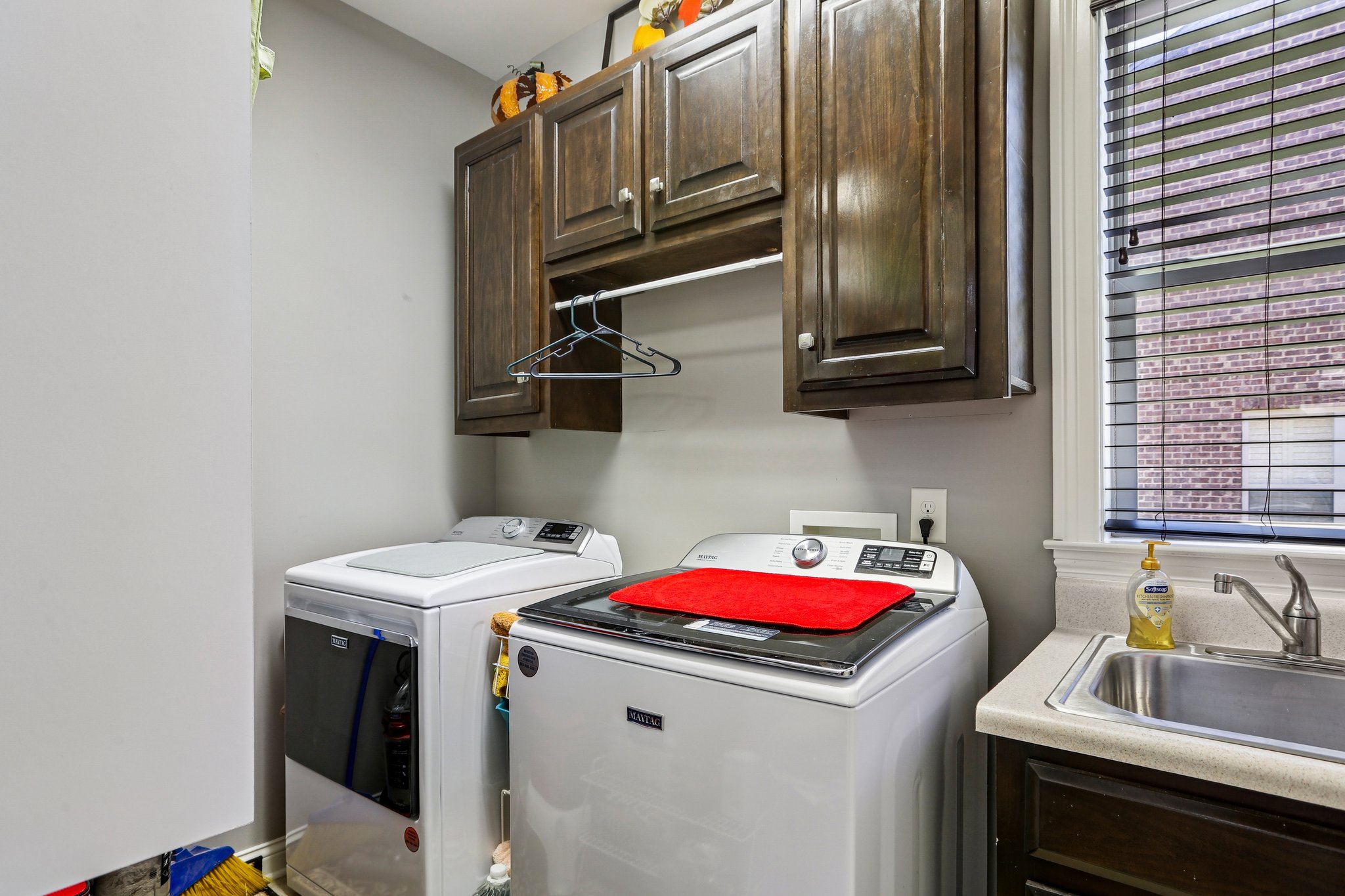 Village Cir-S2808-039.jpg