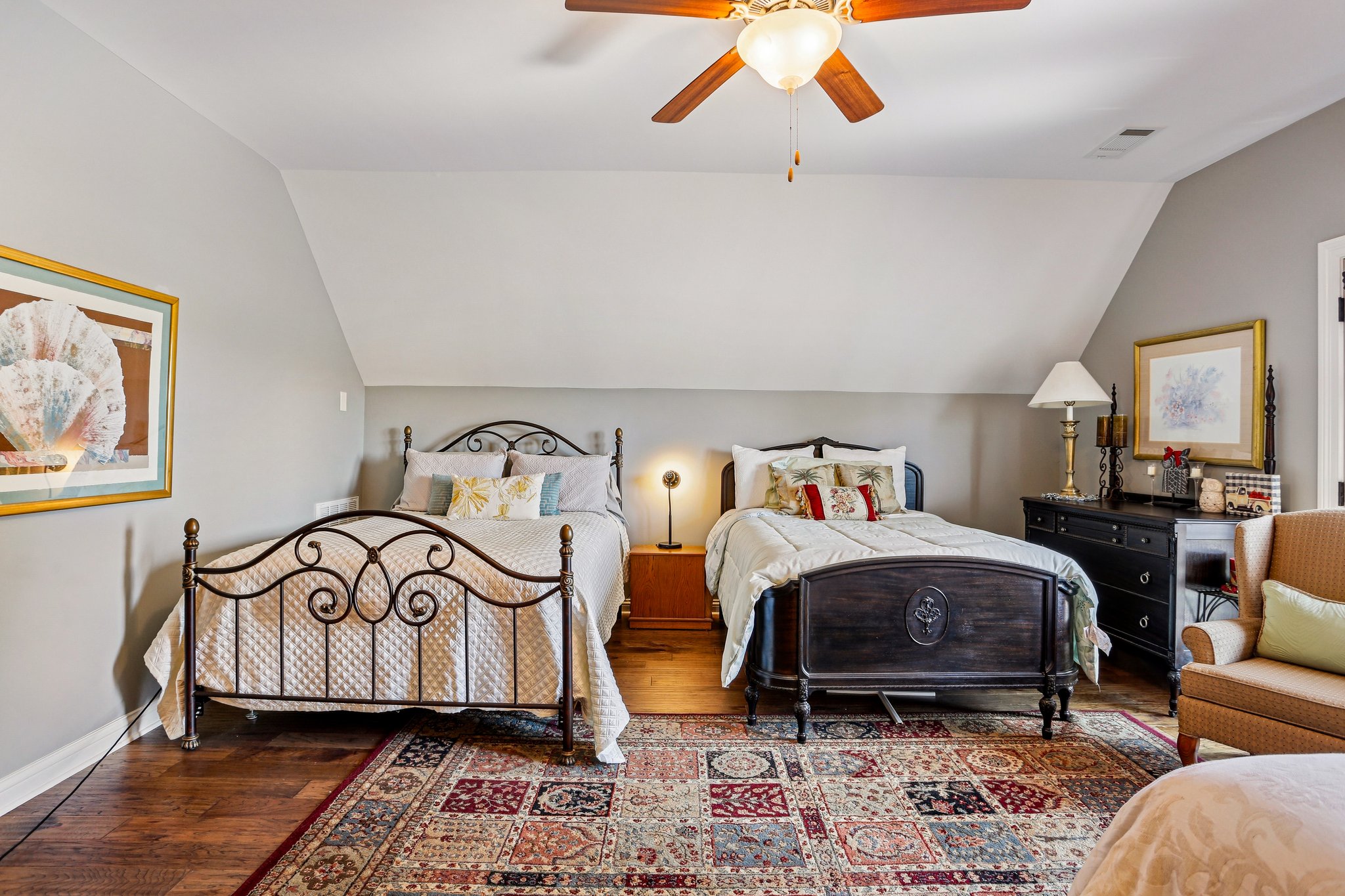 Village Cir-S2808-041.jpg