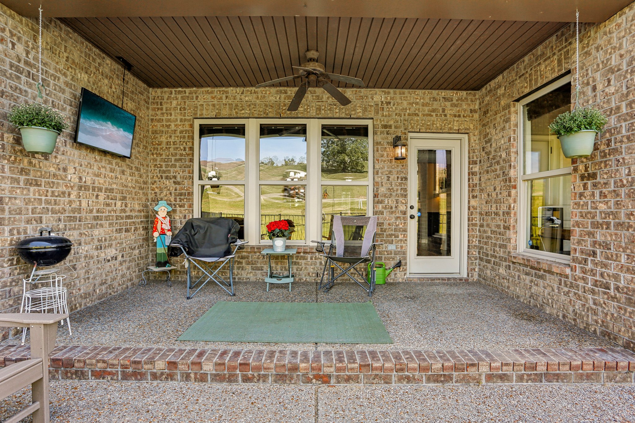 Village Cir-S2808-047.jpg